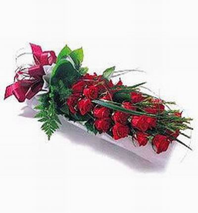 Two dozen red Roses in gift box (if box is unavailable, a  vase or premium hand-tied wrapping will be used). Please let us know which.