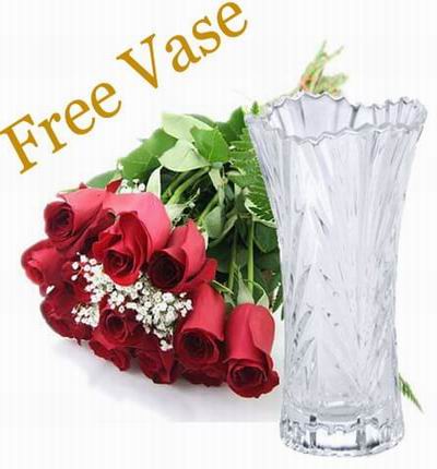 One dozen roes in vase