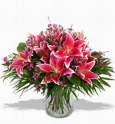 8 pink Lilies and greenery fillers.