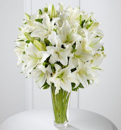 10 stems of white Lilies