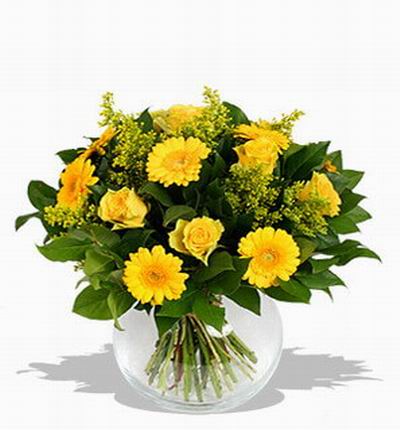 8 yellow Daisies and 5 yellow Roses with leaves.