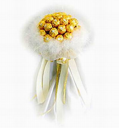 Beautiful style Ferrero chocolate bouquet with 24 chocolates wrapped in fuzzies